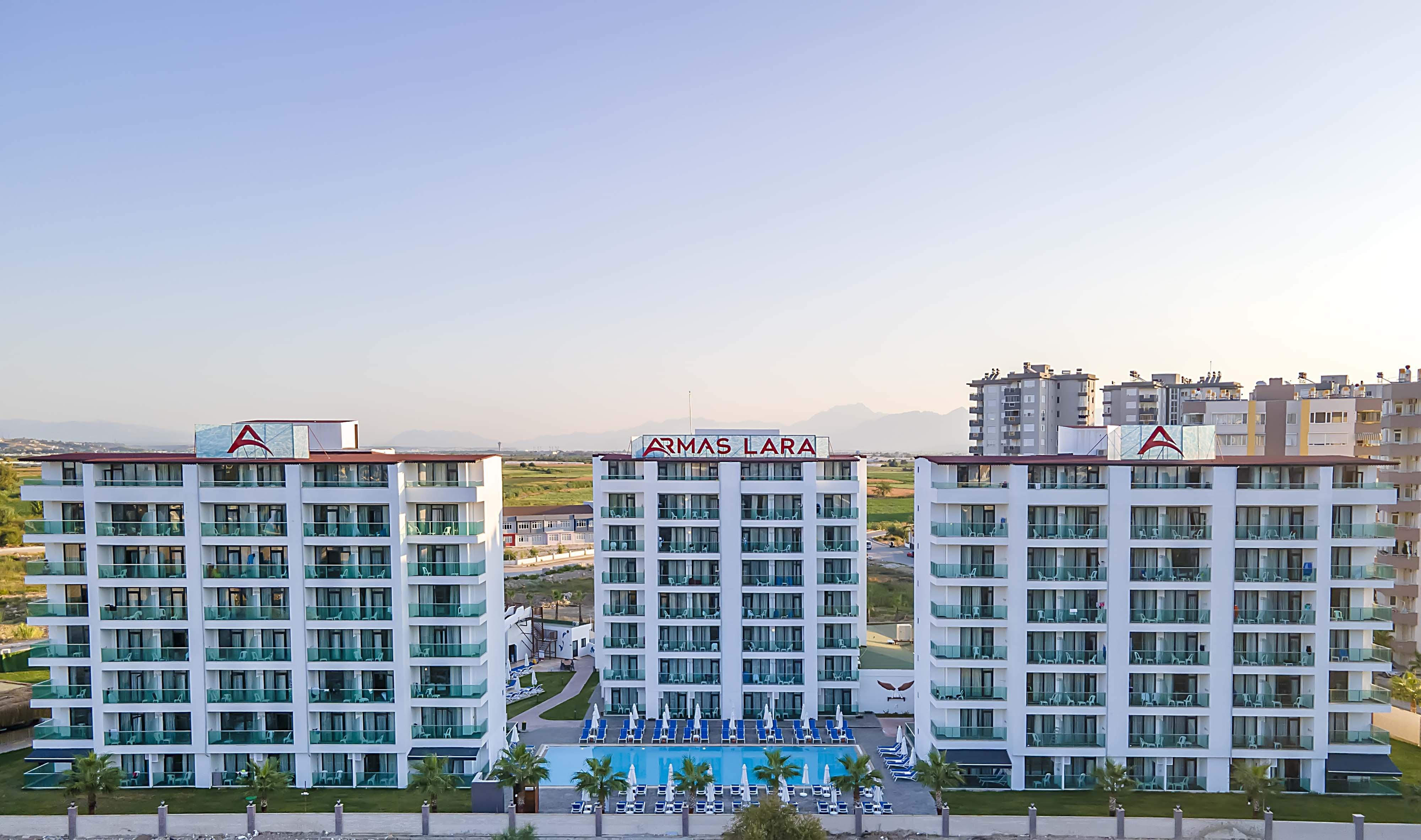 Royal Towers Lara Hotel Antália Exterior foto