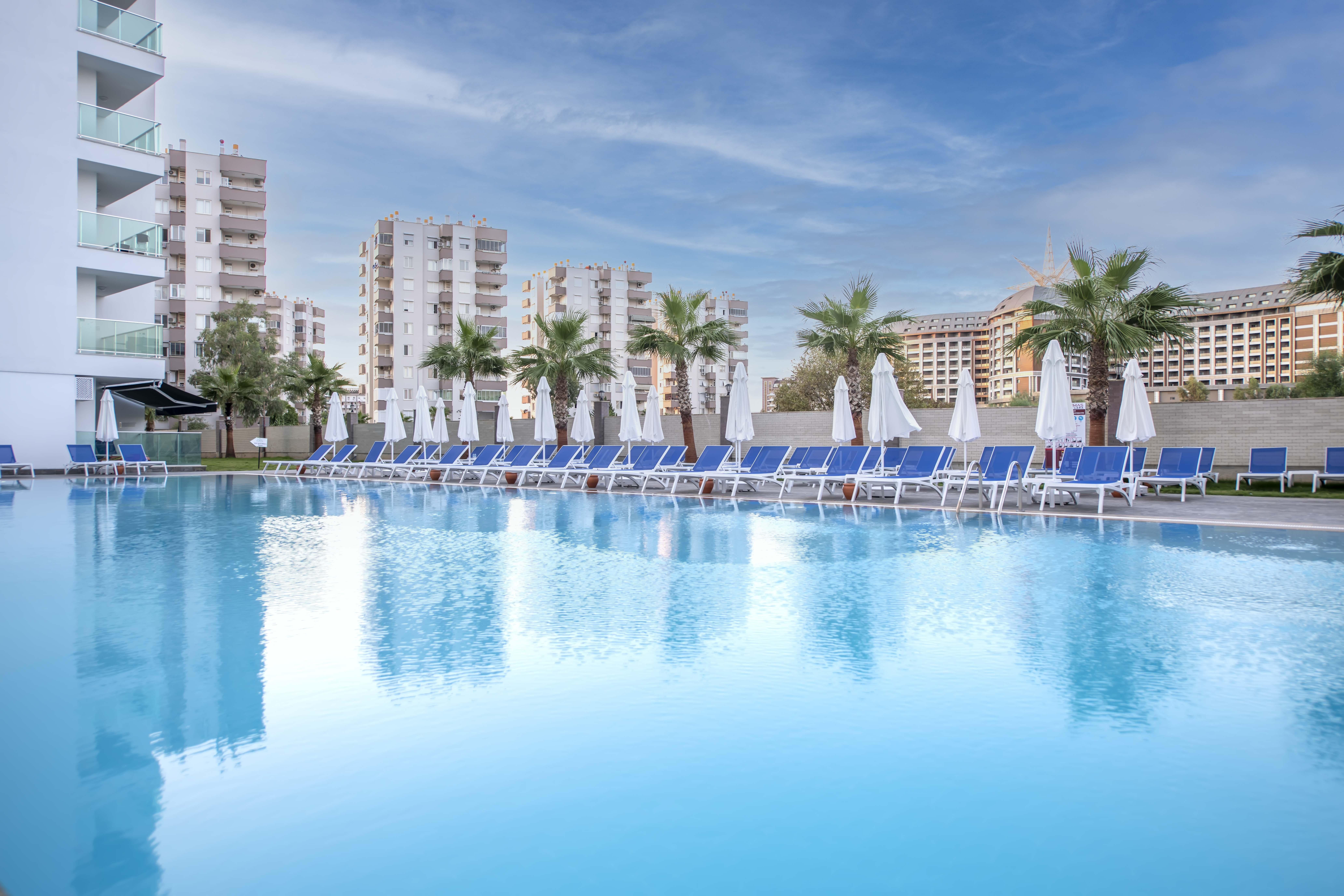 Royal Towers Lara Hotel Antália Exterior foto
